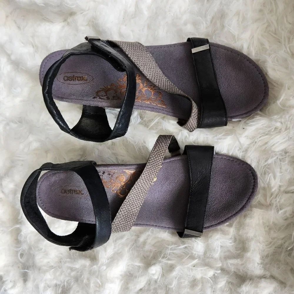 Aetrex Brynn cork wedge leather strappy sandals